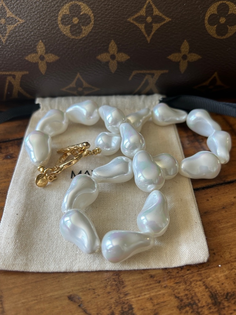 Mayamar Luxurious Classic Baroque Pearl Necklace - White